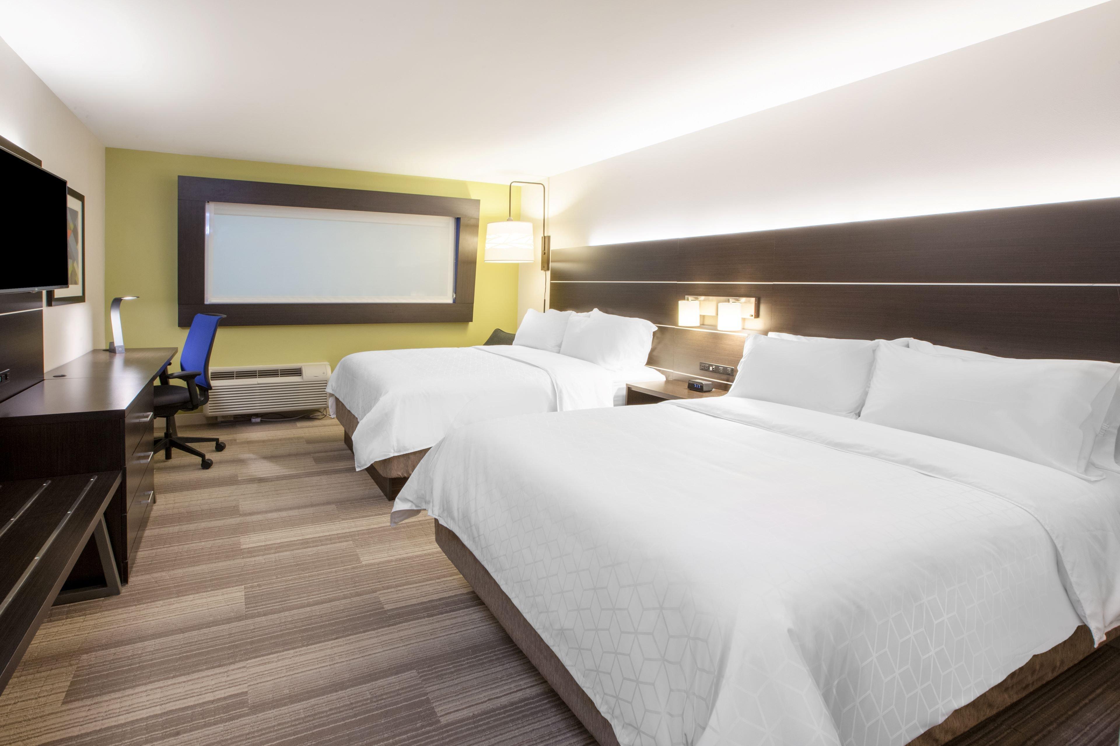 Hotel Express & - Airport By Ihg 3*